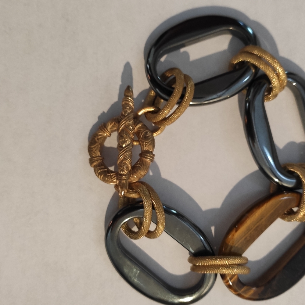Bracelet new , 8 1/2 inches long